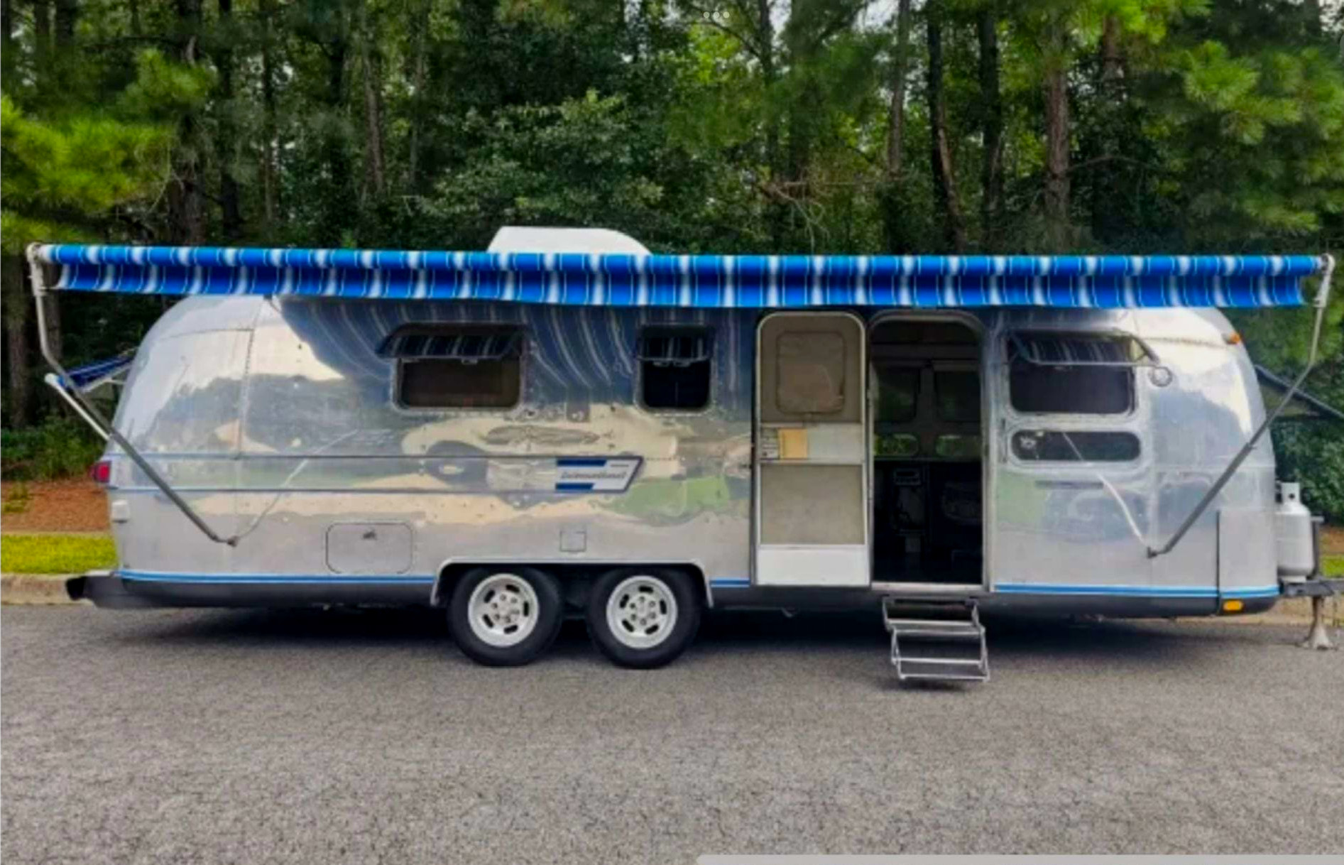 Airstream 1978 International Land Yacht Ambassador